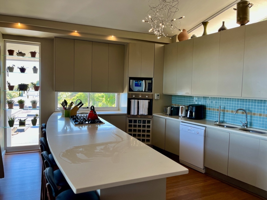 To Let 2 Bedroom Property for Rent in Llandudno Western Cape